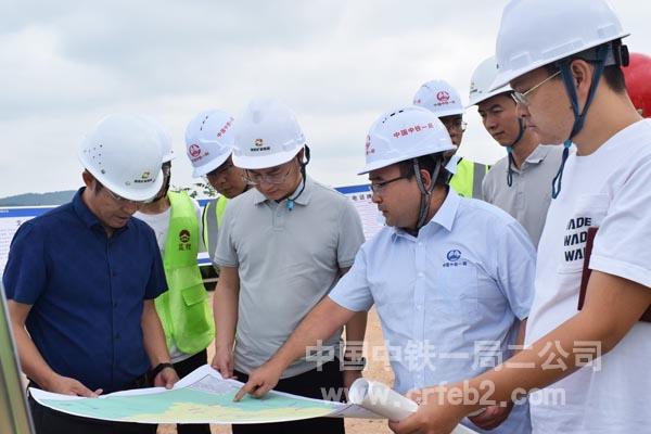 94005f2c478fc7d30de4e03f3b84b63 94005f2c478fc7d30de4e03f3b84b63